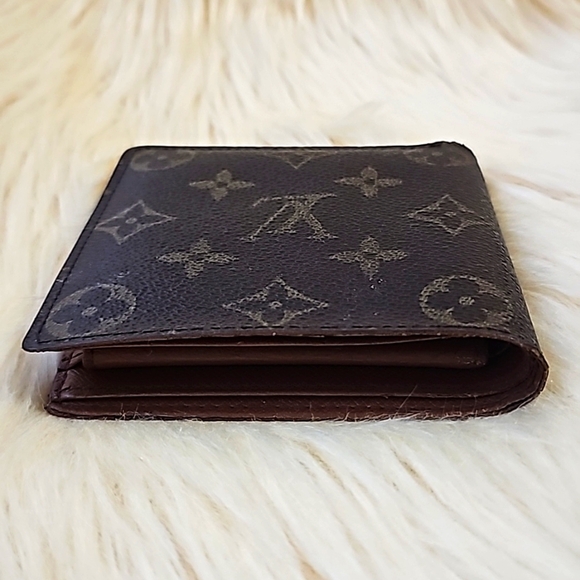 ❣️Louis Vuitton Men's Marco Wallet❣️ - Picture 8 of 17